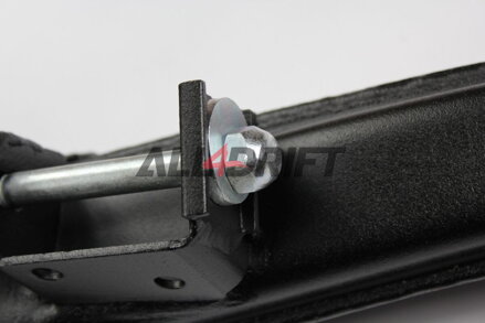 Einstellung von Sturz und Spur der Hinterachse BMW e21/e30/e34/e36 KOMPAKT, Version 1