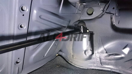 Domstrebe BMW E30 - oben, hinten