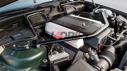 Domstrebe BMW E38 - oben, vorne