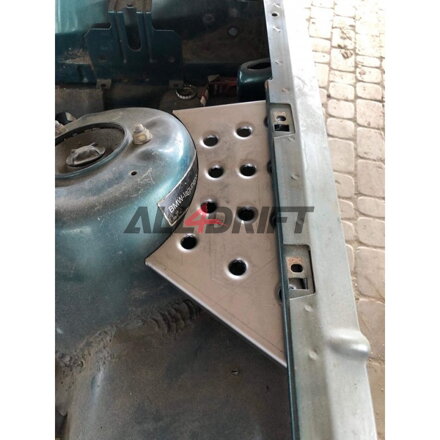 Verstärkungen für die Domlager vorne BMW E30