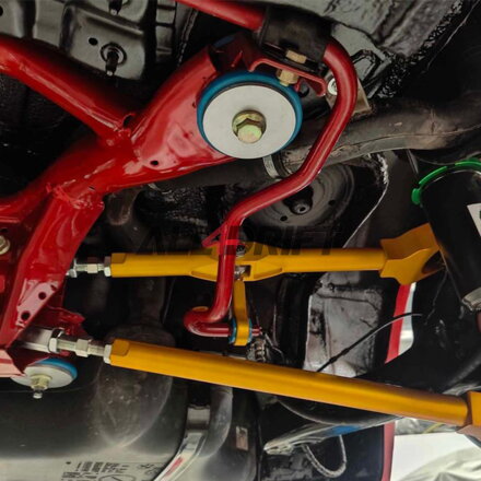 Hintere obere Sturzlenker aus Aluminium mit Stabilisatorbefestigungen – BMW E46