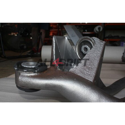 Verstärkte Stabilisatorhalterungen Hinterachse BMW E46