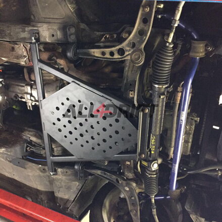 BMW E36 X-Strebe - untere Domstrebe vorne + Ölwannenschutz