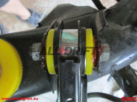 031590A Inneres Uniball-Kugelgelenk Hinterachs-Querlenker SPORT BMW E8x / E9x / X1