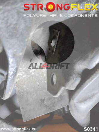 031409A Hintere SPORT Gummibuchse für den vorderen unteren Querlenker BMW E24 / E28